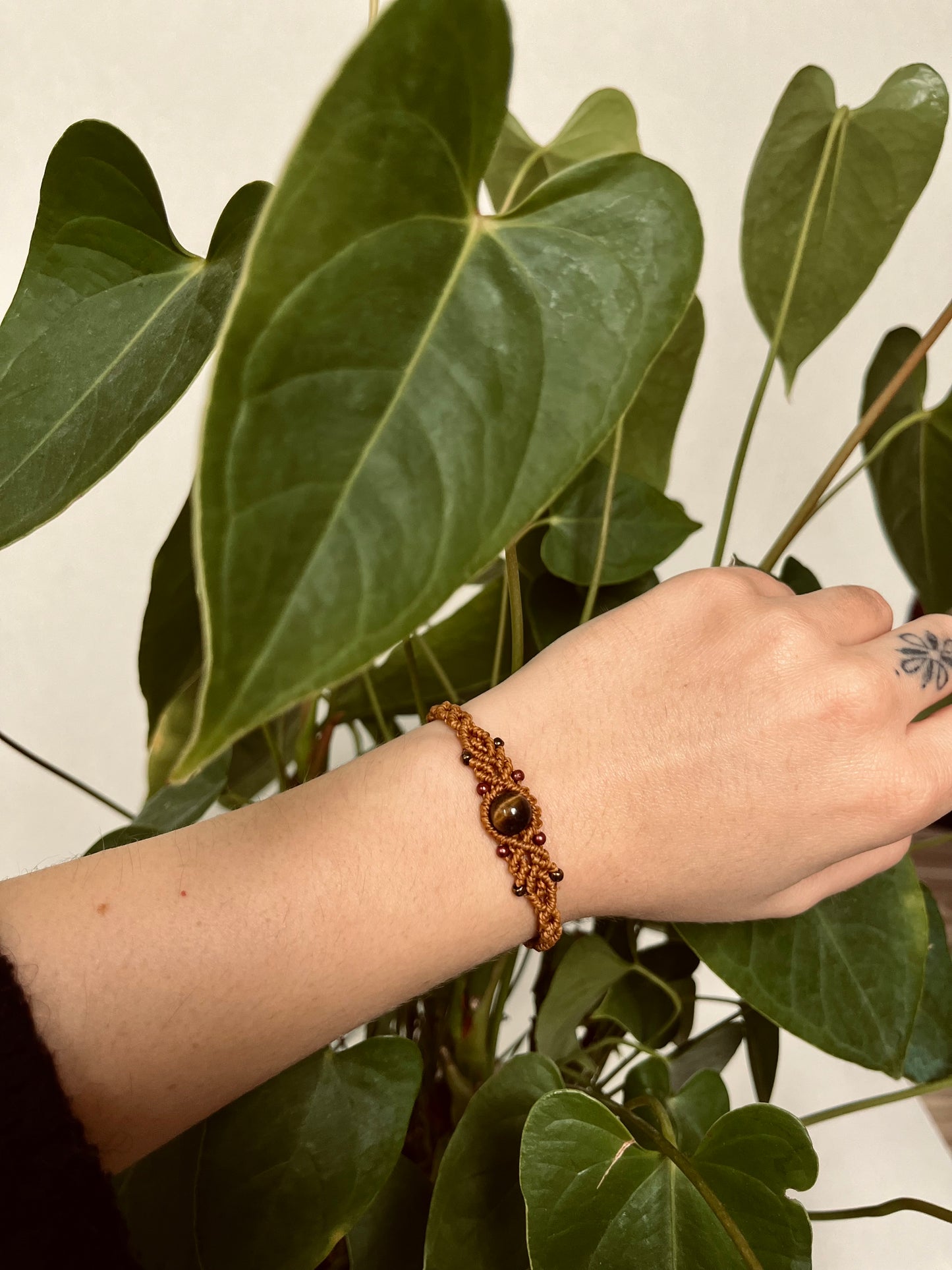 Zapestnica s kristalom Tigrovo oko