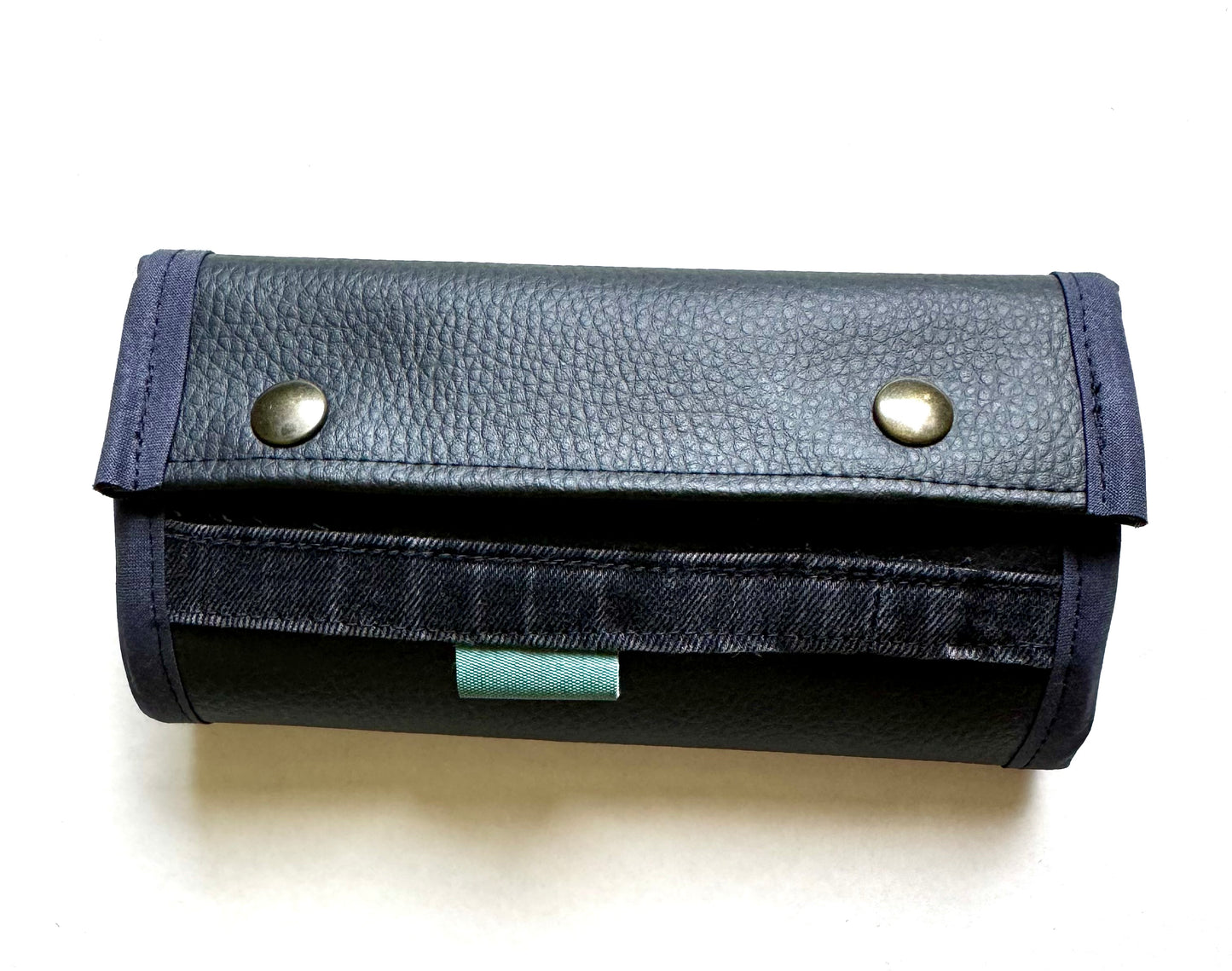 Tobacco pouch