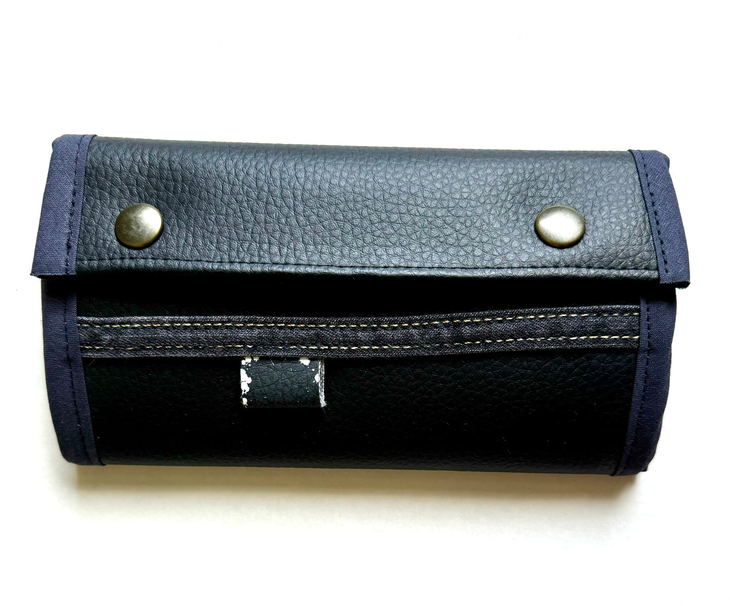 Tobacco pouch