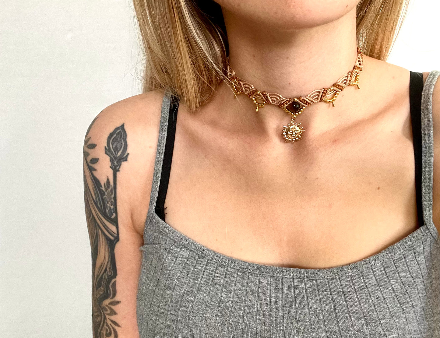 Choker s kristalom Tigrovo oko