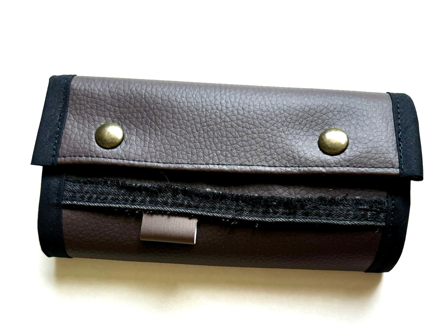Tobacco pouch