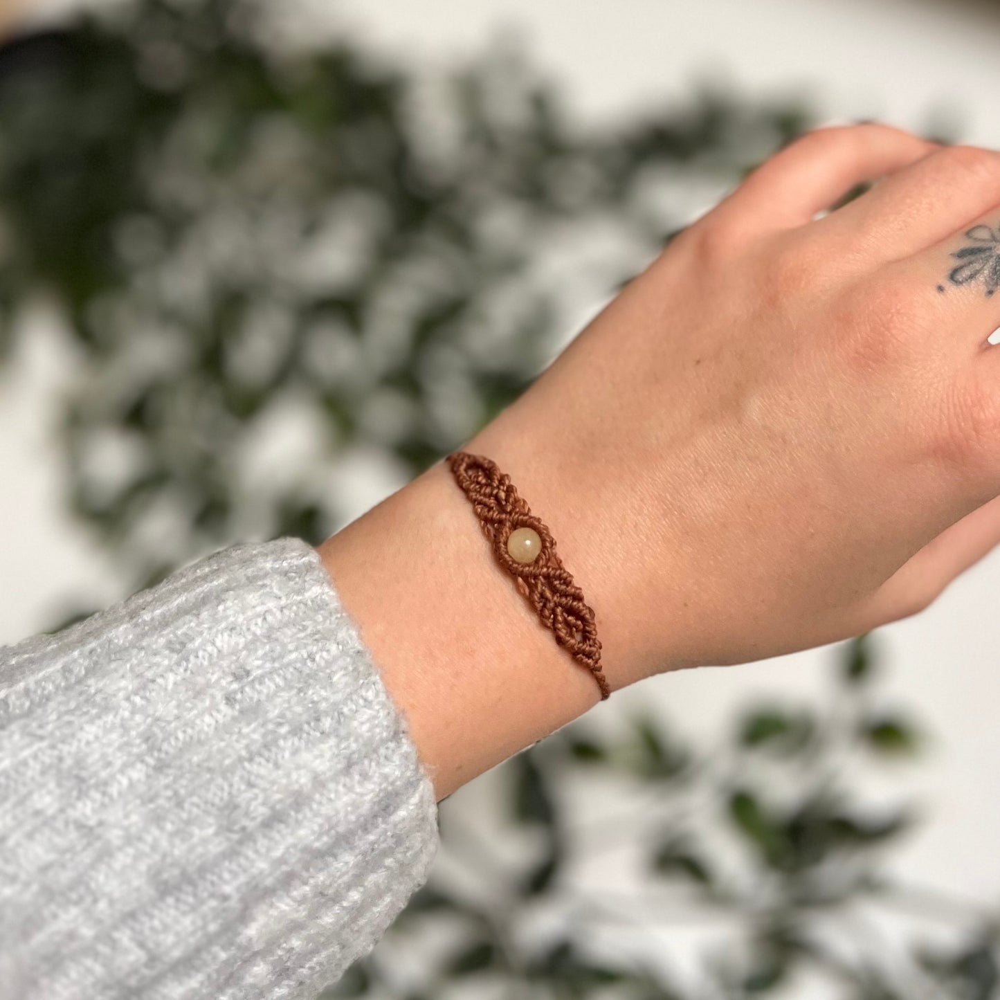 Bracelet with Yellow Aventurine crystal