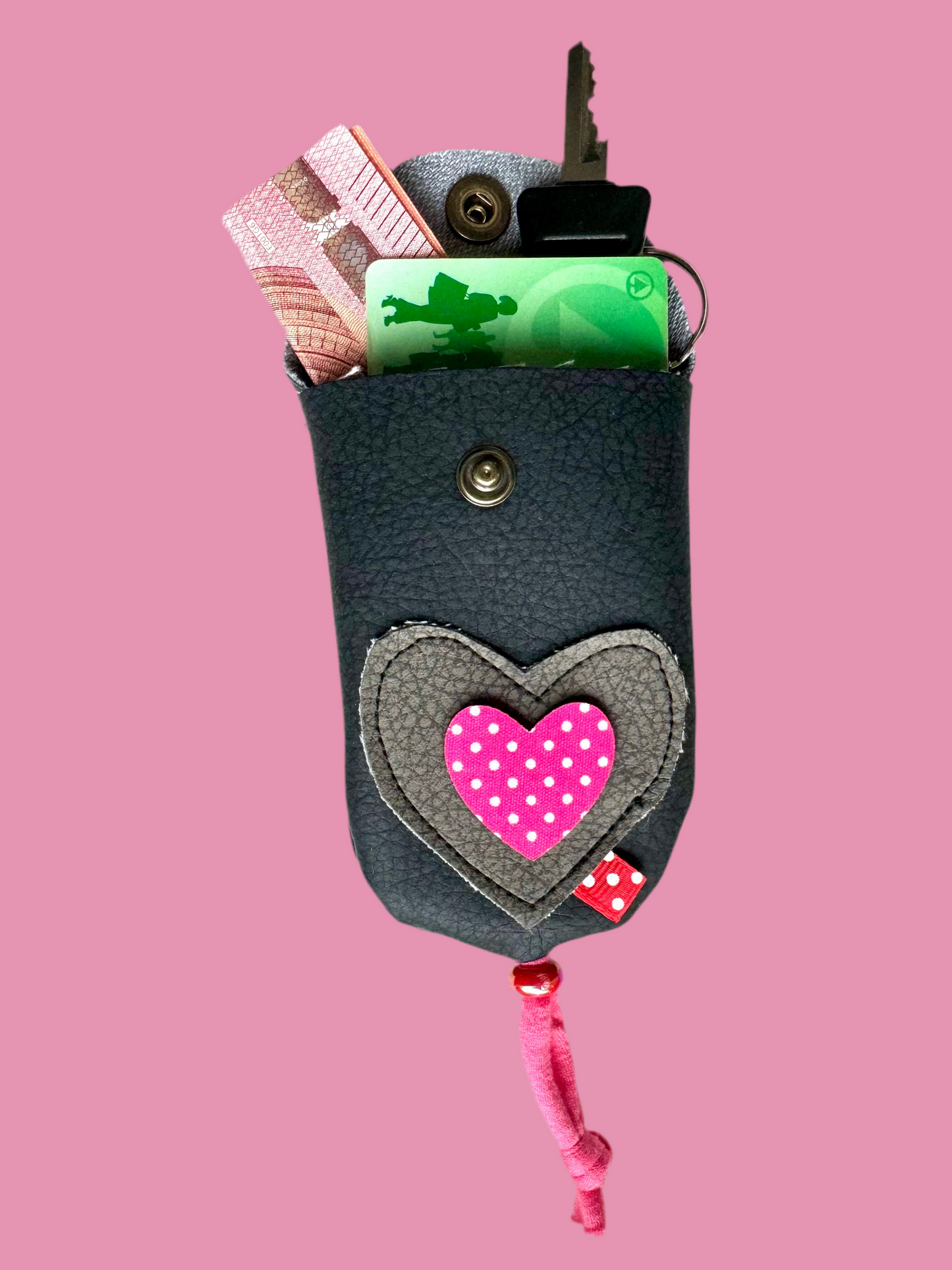 Key pouch