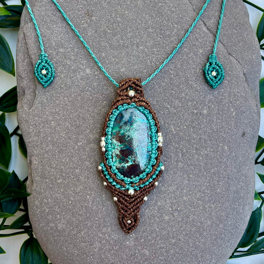 Amulet s kristalom Hrizokola
